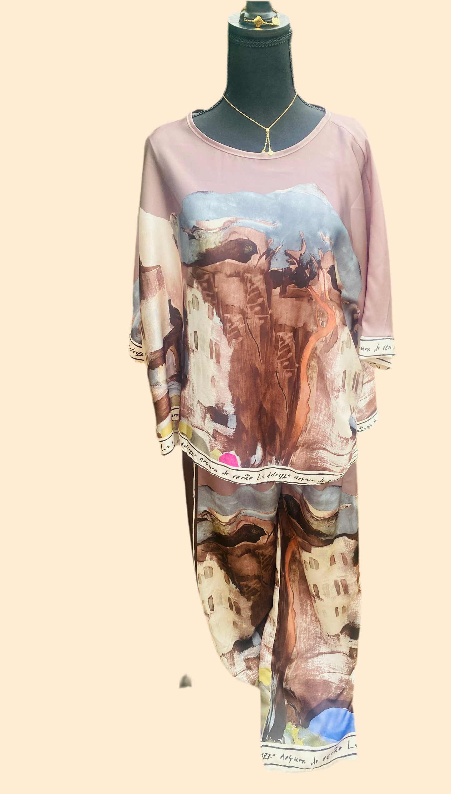 Made In Italy beautiful 2 piece set