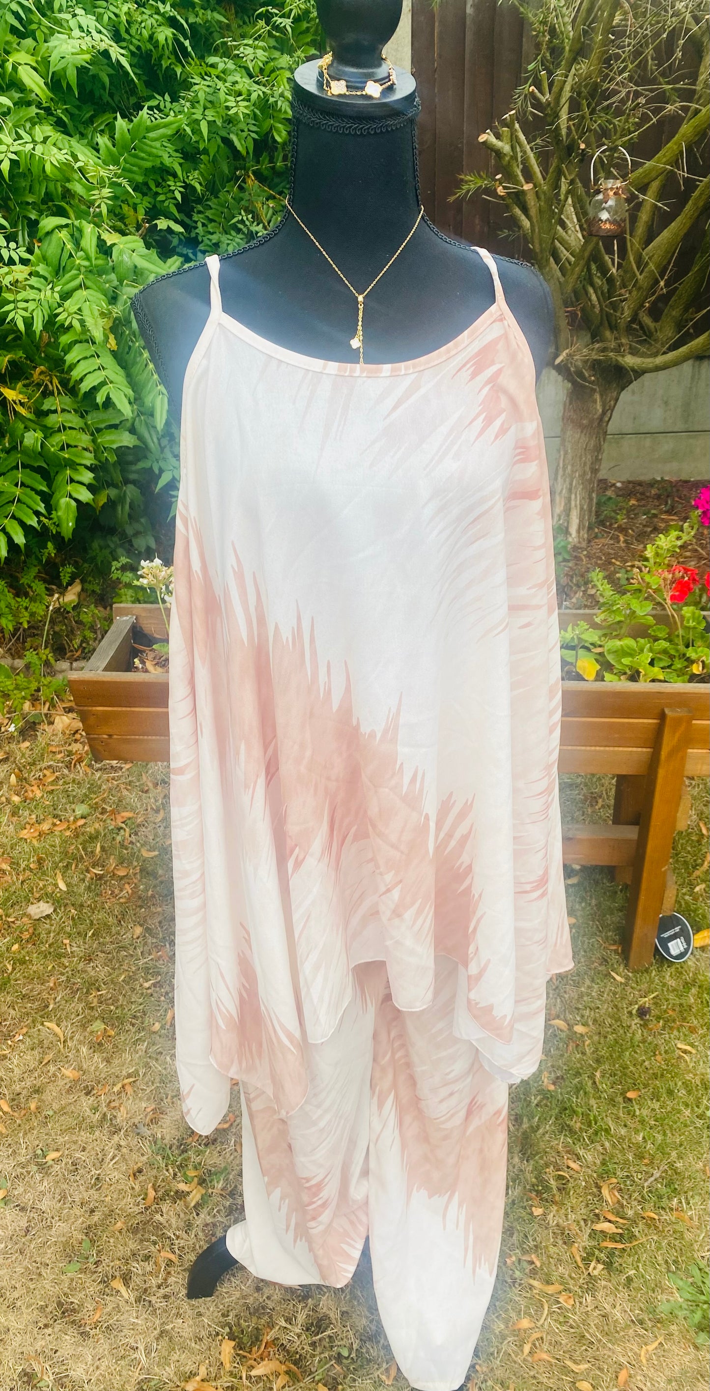 Glam trouser and flow top set