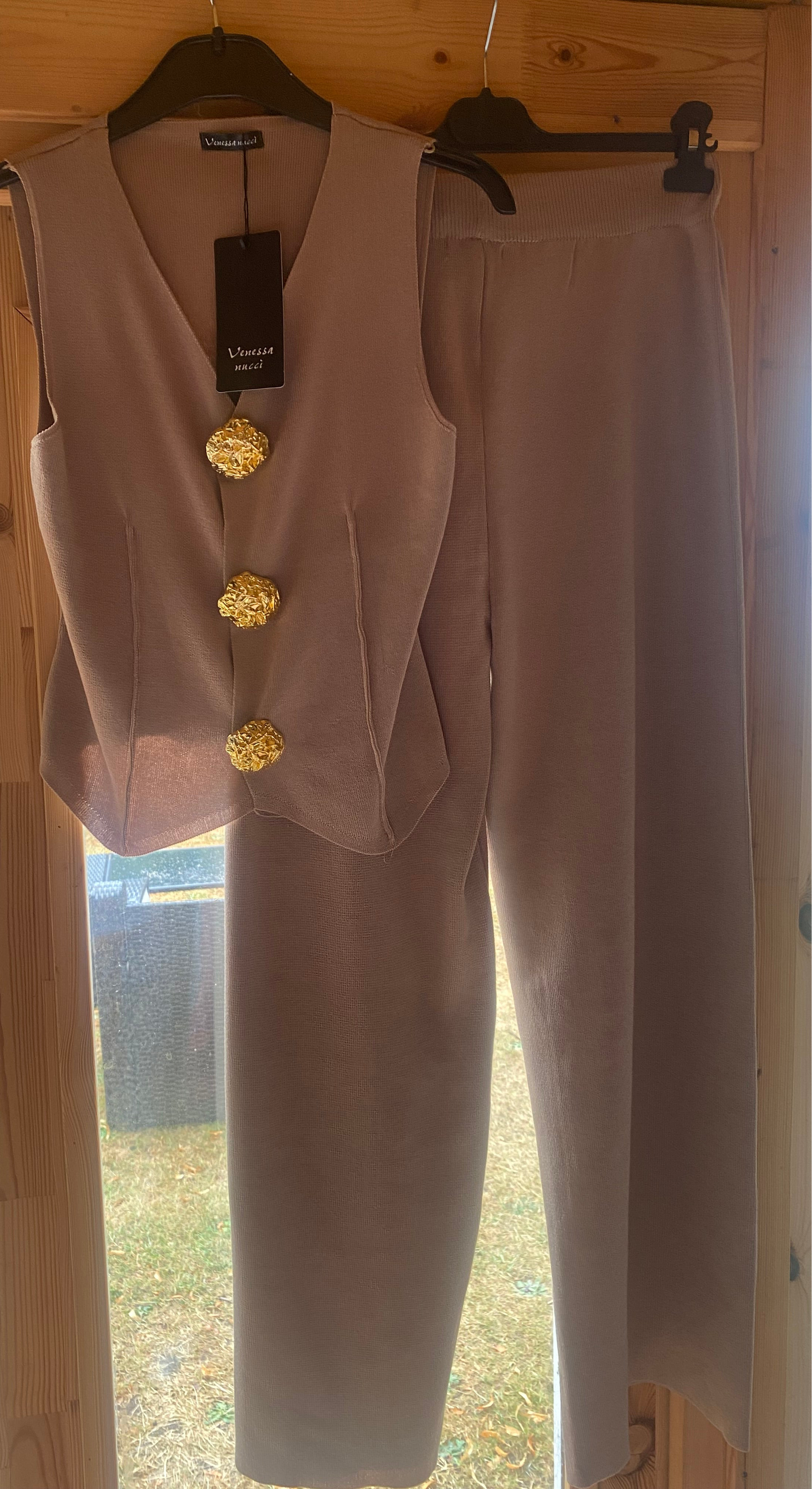 Light brown chunky knit set